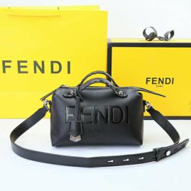 Picture of Fendi Lady Handbags _SKUfw152933524fw